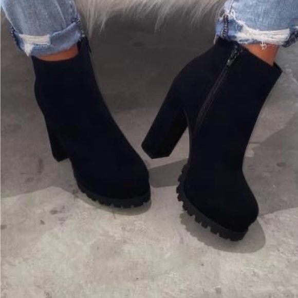 Ankle Boots Black suede Size 6 - Picture 2 of 8